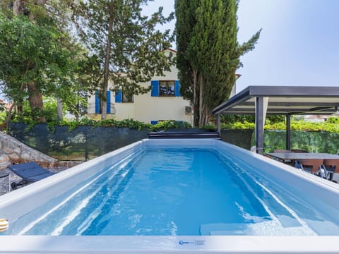 Blue, Swimming Pool, Resort, Composite Material, Leisure, Eco Hotel, Hotel, Shade, Water Feature, Villa