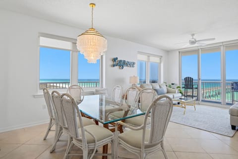 Seating for eight at the dining table