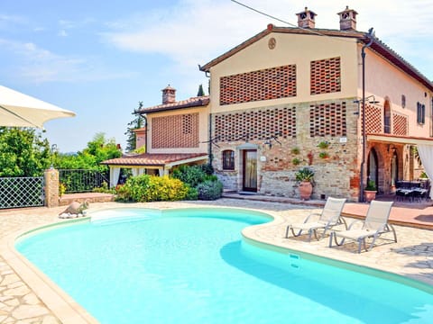 Swimming Pool, Outdoor Furniture, Estate, Resort, Hacienda, Villa, Umbrella, Houseplant, Hotel, Eco Hotel