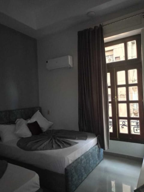 Triple Room | Iron/ironing board, free WiFi