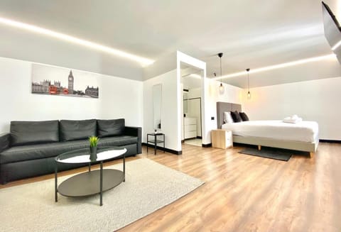 Family Quadruple Room | Free WiFi
