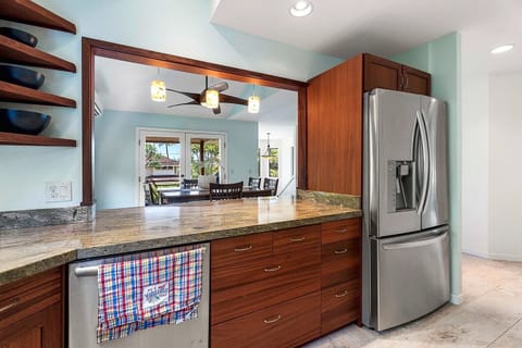 Luxury Kitchen with African Mahogany wood, upgraded granite counters