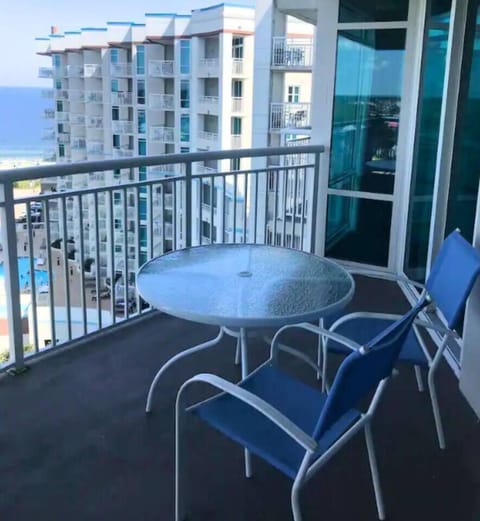 Huge Balcony with a Spectacular View 