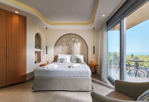 Villa, 2 Bedrooms, Private Pool | 2 bedrooms, in-room safe, soundproofing, iron/ironing board