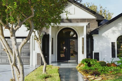 House | 3 bedrooms, desk, high-speed internet