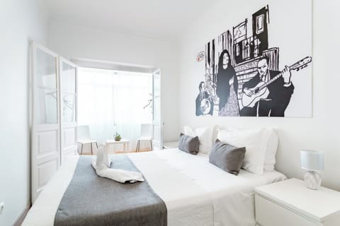 Deluxe Double Room, City View | Hypo-allergenic bedding, laptop workspace, free WiFi, bed sheets