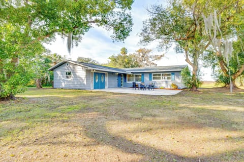 Kissimmee Vacation Rental | 3BR | 2BA | 1 Step to Enter | 1,500 Sq Ft
