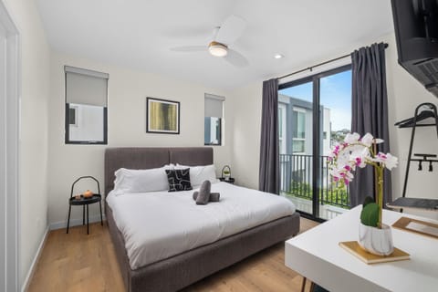 Drift off on a memory foam king-sized bed with premium pillows