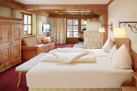 Family Suite, 2 Bedrooms (Tirolerhof) | Premium bedding, minibar, in-room safe, desk