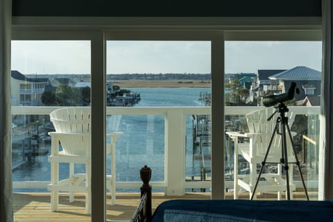 4th floor "Penthouse" view from the bed