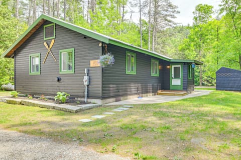 Schroon Lake Vacation Rental | 3BR | 1BA | 2 Steps to Enter | 1,000 Sq Ft