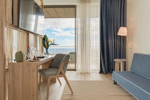 Superior Suite, Balcony, Sea View | Living area | Flat-screen TV