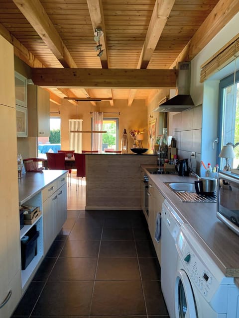 House, 4 Bedrooms, Accessible, Hot Tub | Interior