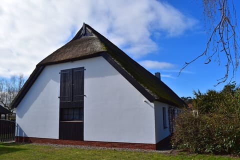 Holiday Home Exterior [winter]