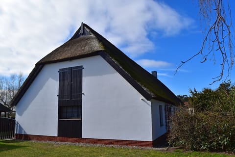 Holiday Home Exterior [winter]
