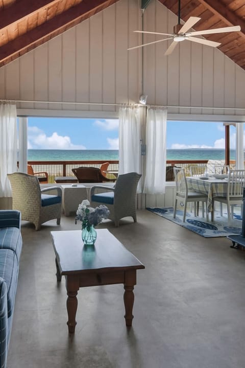 Unwind in style with lake front breezes and open spaces.