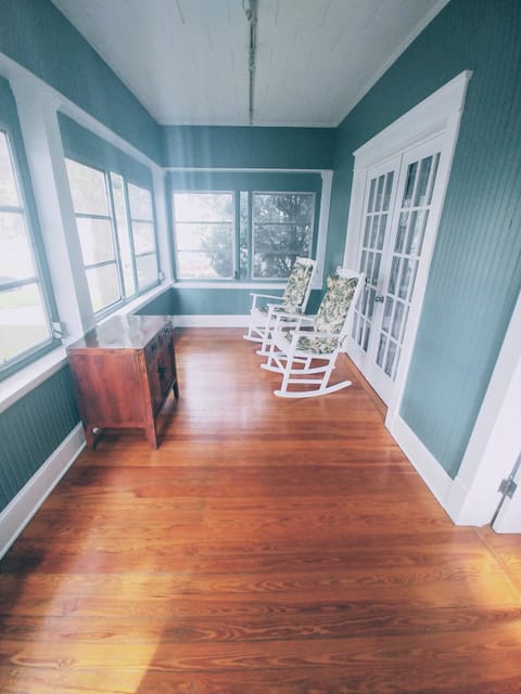 Cottage, 1 Queen, 2 Twins, Sleeper Sofa, Pet Friendly (235 Cottage) (Ground Floor) | Terrace/patio