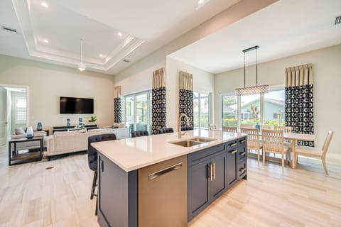 House (3 Bedrooms) | Interior