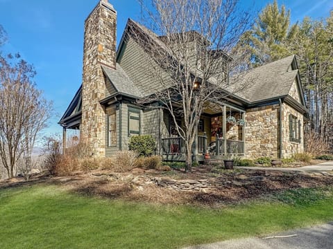 Trails End - exterior1