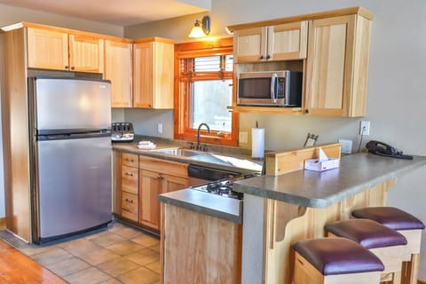 Blackout drapes, iron/ironing board, free WiFi, bed sheets