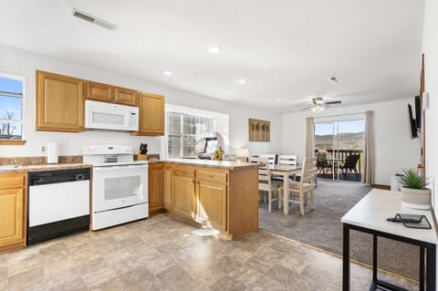 Welcome to Scenic Lakeview!