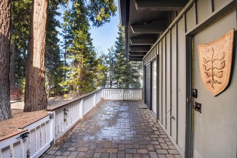 Front patio by entryway