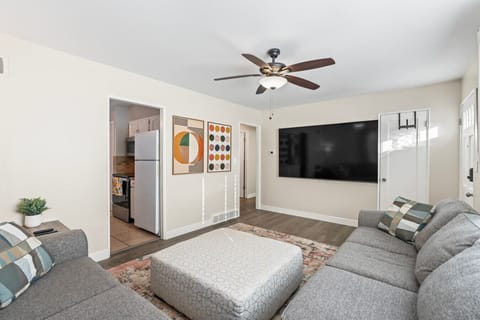 Living Room w/ 85 inch 4k TV