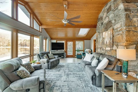 Lake Lure Vacation Rental | 3BR | 2.5BA | 2,410 Sq Ft | Stairs Required