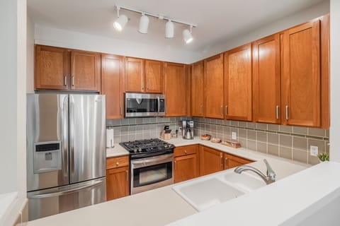 Fully equipped kitchen