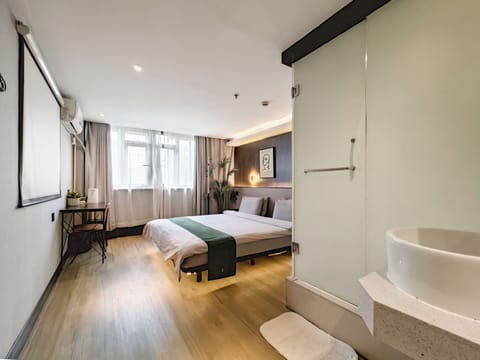 Deluxe Double Room | Free WiFi, bed sheets