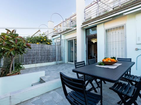 Furniture, Interior Design, Chair, Table, Dining Room, Kitchen & Dining Room Table, Flooring, Floor, Lighting, Room