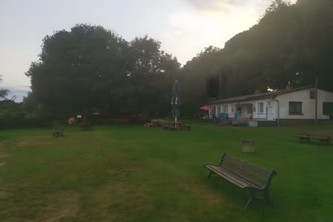 Immediate Surroundings [summer] (<1 km)