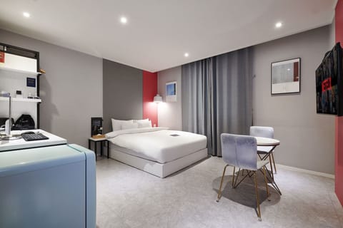 Standard Double Room, City View | Free WiFi
