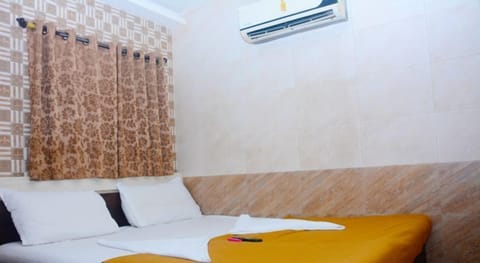 Double Room | Free WiFi