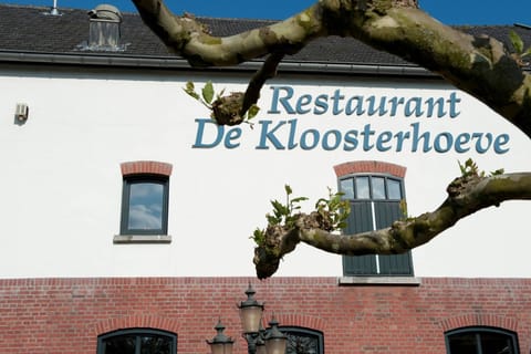 Holiday Park Facilities and Services 