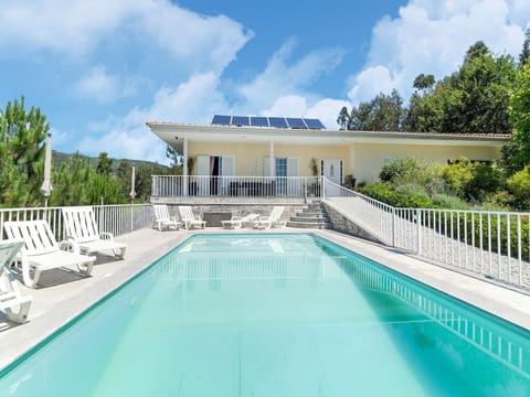 Holiday Home Swimming Pool
