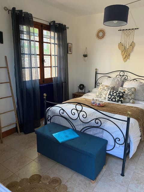Classic Double Room, Garden View | Premium bedding, individually decorated, individually furnished