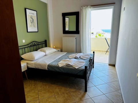 Apartment, 1 Bedroom, Smoking, City View | 1 bedroom
