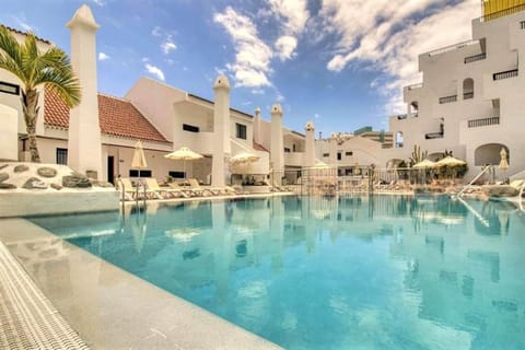 Holiday Home Swimming Pool