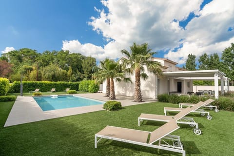 Holiday Home Swimming Pool