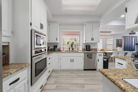 Af8a24cc cf4e 4763 b34c 8b1b09935136