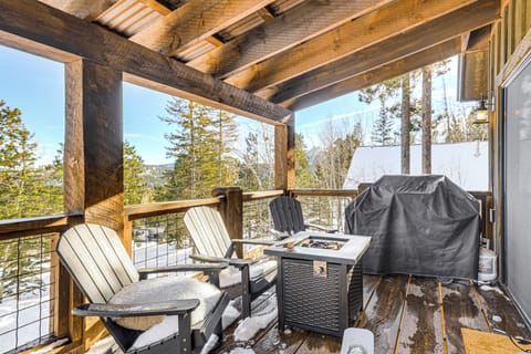 Lead Vacation Rental | 3BR | 2BA | 2,100 Sq Ft | Stairs Required