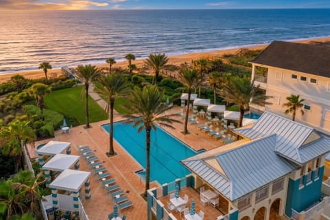 Welcome to Serenity Lakeview Condo at Cinnamon Beach