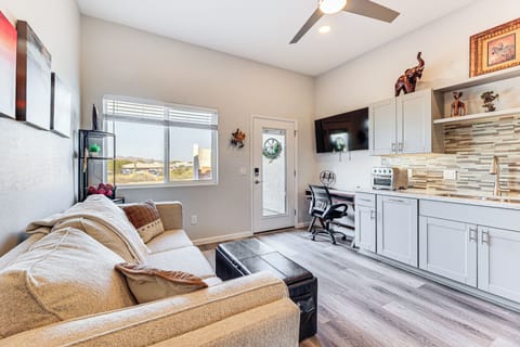 Apartment (1 Bedroom) | Front of property