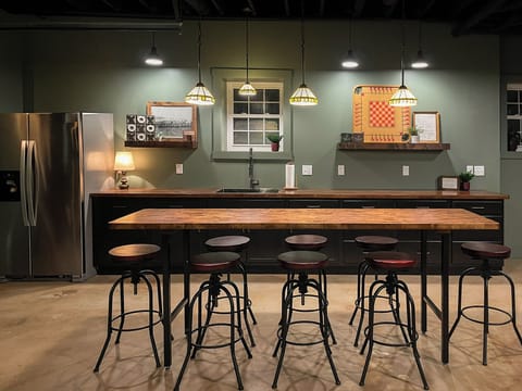Bar-top seating
