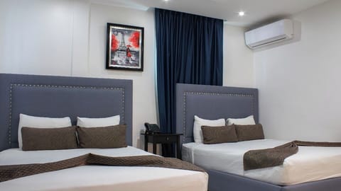 Superior Quadruple Room | Free WiFi