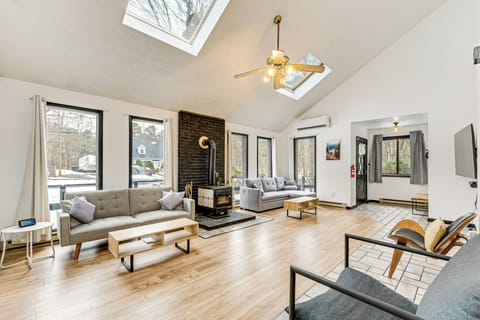 Long Pond Vacation Rental | 3BR | 2BA | 1,700 Sq Ft | Stairs to Access