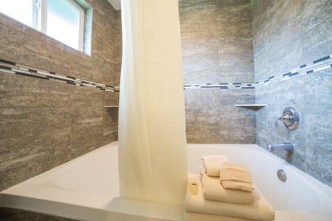 Classic Room, 2 Queen Beds | Deep soaking bathtub