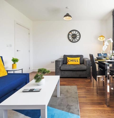 Lounge at Jesswood Properties Short Lets & Serviced Accommodation