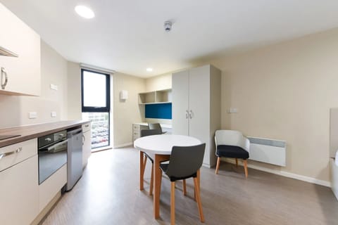 Single Room, Non Smoking | Shared kitchen | Toaster